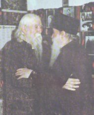 Părintele Arsenie Papacioc şi Părintele Cleopa Când se întâlnesc bătrânii sfinţi şi se bucură îngereşte unul de altul “Maica Domnului, cum de l-ai adus aici!”