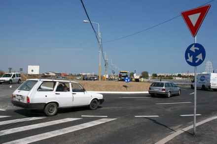 sens giratoriu amenajat intr o noapte afla unde galerie foto 72023 341590 sens giratoriu amenajat intr o noapte afla unde galerie foto 72023 341590