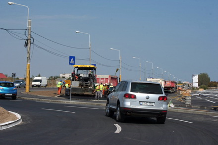 sens giratoriu amenajat intr o noapte afla unde galerie foto 72023 341590 sens giratoriu amenajat intr o noapte afla unde galerie foto 72023 341590