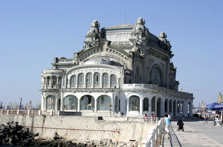 Cazino_Constanta_in_paragina_02.jpg