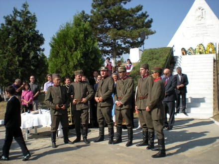 grup_folcloric_resize.jpg