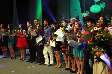 trofeul festivalului dan spataru a ajuns in republica moldova galerie foto 26292 344607 trofeul festivalului dan spataru a ajuns in republica moldova galerie foto 26292 344607