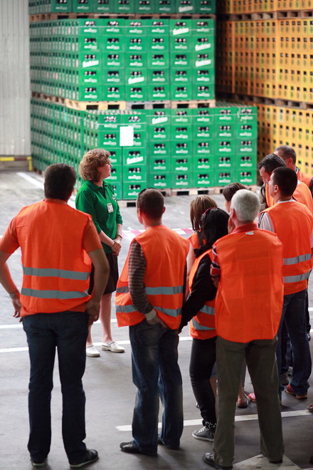 peste 800 de constanteni au deschis portile fabricii de bere heineken galerie foto 78368 345276 peste 800 de constanteni au deschis portile fabricii de bere heineken galerie foto 78368 345276