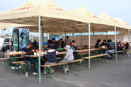 gospodinele si au aprovizionat camara zilele recoltei la navodari un real targ de toamna galerie foto gospodinele si au aprovizionat camara zilele recoltei la navodari un real targ de toamna galerie foto