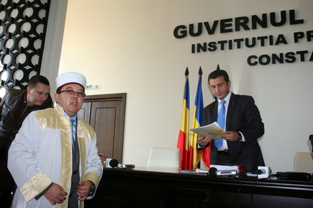 musulmanii i au cerut prefectului ajutor in cazul geamiei hunchiar 78686 348367 musulmanii i au cerut prefectului ajutor in cazul geamiei hunchiar 78686 348367