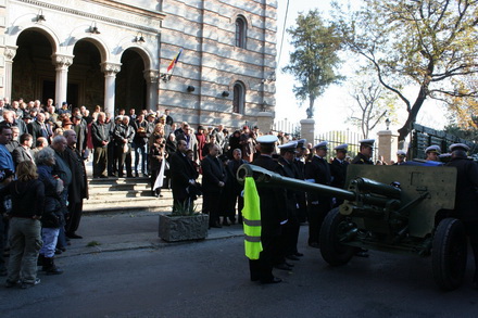 fotoreportaj la moartea comandantului 29751 349014