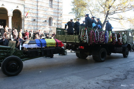 fotoreportaj la moartea comandantului 29751 349014