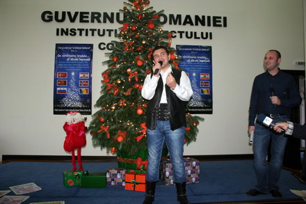 de la costum si cravata prefectul si cureaua lata galerie foto 61467 352382 de la costum si cravata prefectul si cureaua lata galerie foto 61467 352382