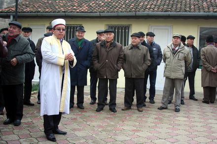 ce cautau inspectorii primariei constanta la geamie galerie foto 70550 352729 ce cautau inspectorii primariei constanta la geamie galerie foto 70550 352729