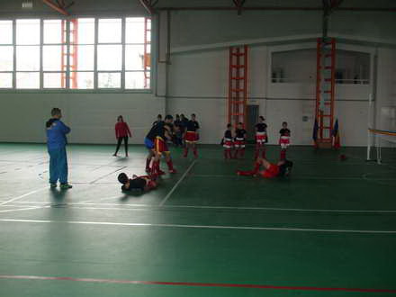 la valu lui traian s au inaugurat case pentru tineri si sala de sport pentru campioni galerie foto 40765 la valu lui traian s au inaugurat case pentru tineri si sala de sport pentru campioni galerie foto 40765