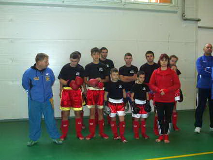 la valu lui traian s au inaugurat case pentru tineri si sala de sport pentru campioni galerie foto 40765 la valu lui traian s au inaugurat case pentru tineri si sala de sport pentru campioni galerie foto 40765
