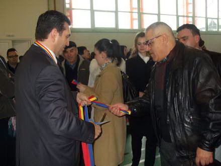 la valu lui traian s au inaugurat case pentru tineri si sala de sport pentru campioni galerie foto 40765 la valu lui traian s au inaugurat case pentru tineri si sala de sport pentru campioni galerie foto 40765