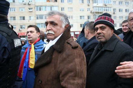 de ziua revolutieinicolae mavrodin si metin cerhez s au dat in spectacol galerie foto 30078 353619 de ziua revolutieinicolae mavrodin si metin cerhez s au dat in spectacol galerie foto 30078 353619