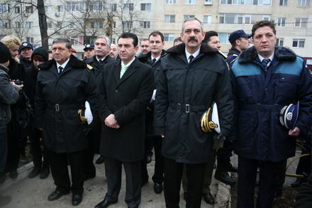 de ziua revolutieinicolae mavrodin si metin cerhez s au dat in spectacol galerie foto 30078 353619 de ziua revolutieinicolae mavrodin si metin cerhez s au dat in spectacol galerie foto 30078 353619