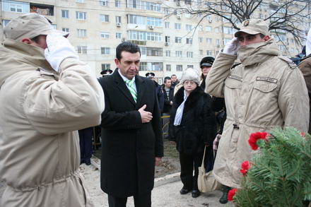 de ziua revolutieinicolae mavrodin si metin cerhez s au dat in spectacol galerie foto 30078 353619 de ziua revolutieinicolae mavrodin si metin cerhez s au dat in spectacol galerie foto 30078 353619
