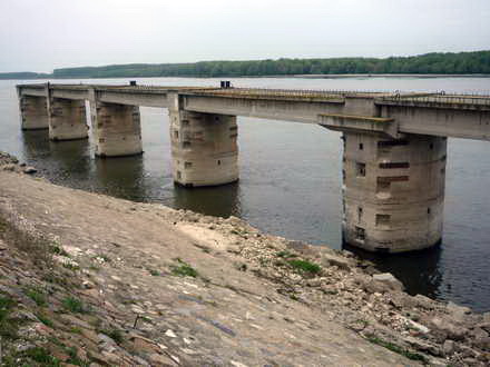 in dosarul portului turistic lipnita amuras pe post de iepuras prefectul palaz ataca mafia gulerelor in dosarul portului turistic lipnita amuras pe post de iepuras prefectul palaz ataca mafia gulerelor