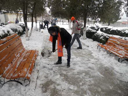 otpdl cernavoda a ajutat la dezapezirea gospodariilor 77118 357185 otpdl cernavoda a ajutat la dezapezirea gospodariilor 77118 357185