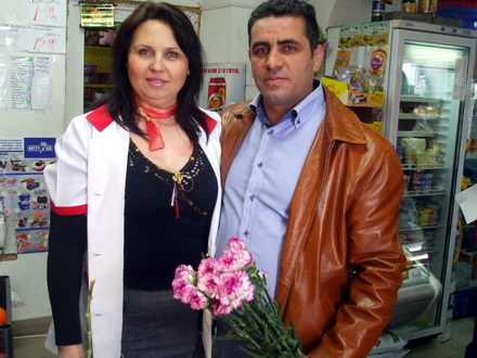 primarul vasile delicoti le a urat la multi ani femeilor galerie foto 21881 360602 primarul vasile delicoti le a urat la multi ani femeilor galerie foto 21881 360602