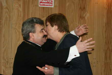 nu m am tarat niciodata elena frincu i a predat stafeta lui busu jr galerie foto 56298 361088 nu m am tarat niciodata elena frincu i a predat stafeta lui busu jr galerie foto 56298 361088