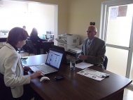 Inaugurare - primii stâlpi de curent electric în cartierul Dobrogea I