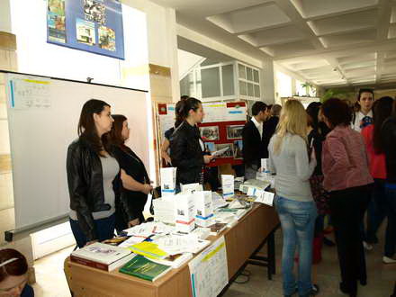 facultatile universitatii ovidius au inceput batalia pe viitorii studenti galerie foto 34332 363840 facultatile universitatii ovidius au inceput batalia pe viitorii studenti galerie foto 34332 363840