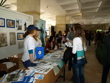 facultatile universitatii ovidius au inceput batalia pe viitorii studenti galerie foto 34332 363840 facultatile universitatii ovidius au inceput batalia pe viitorii studenti galerie foto 34332 363840