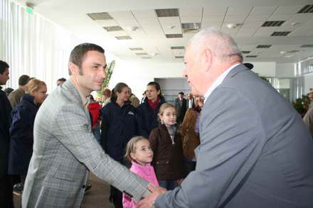 candidat la mandatul de primar cristian radu vrea primii turisti in mangalia de florii galerie foto 88120 candidat la mandatul de primar cristian radu vrea primii turisti in mangalia de florii galerie foto 88120