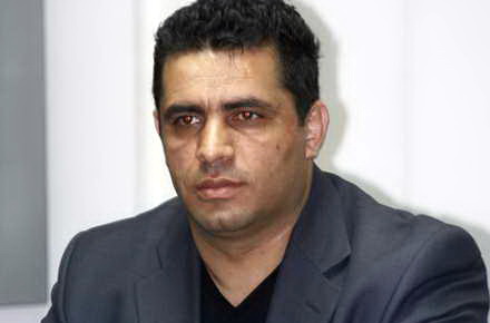 Poarta_Alba_Vasile_Delicoti_02.jpg