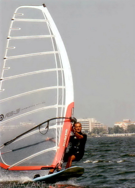 pasionat de sporturile extrememazare pe aripile vantului cu zmeul galerie foto 58200 366302 pasionat de sporturile extrememazare pe aripile vantului cu zmeul galerie foto 58200 366302