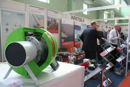 participa 35 de firme din 12 tari a inceput cea de a noua editie a expozitiei maritime internationale participa 35 de firme din 12 tari a inceput cea de a noua editie a expozitiei maritime internationale