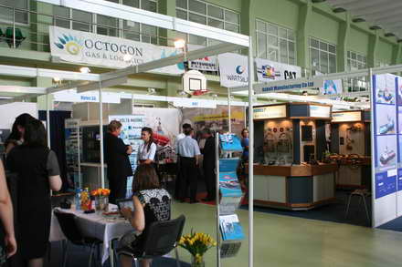 participa 35 de firme din 12 tari a inceput cea de a noua editie a expozitiei maritime internationale participa 35 de firme din 12 tari a inceput cea de a noua editie a expozitiei maritime internationale