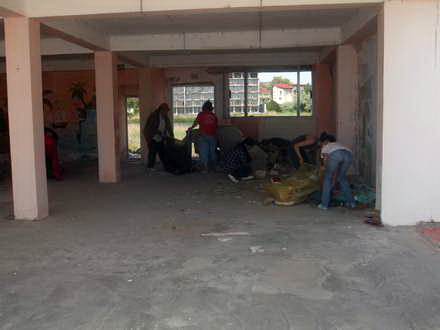 alaturi de angajati ai primariei si de sute de voluntari ovidiu brailoiu a ecologizat orasul in cadrul alaturi de angajati ai primariei si de sute de voluntari ovidiu brailoiu a ecologizat orasul in cadrul