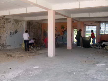 alaturi de angajati ai primariei si de sute de voluntari ovidiu brailoiu a ecologizat orasul in cadrul alaturi de angajati ai primariei si de sute de voluntari ovidiu brailoiu a ecologizat orasul in cadrul