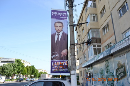 bannerele si steagurile lui radu cristian au fost din nou vandalizate vezi pe cine acuza staff ul sau bannerele si steagurile lui radu cristian au fost din nou vandalizate vezi pe cine acuza staff ul sau
