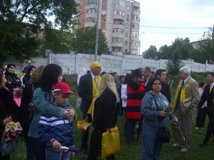 vom aduce bani suficienti astfel incat orasul sa fie schimbat in bine gheorghe hansa garanteaza progresul vom aduce bani suficienti astfel incat orasul sa fie schimbat in bine gheorghe hansa garanteaza progresul