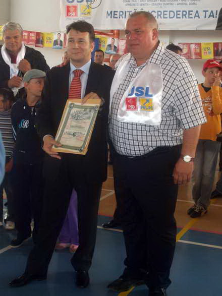 veniti la vot pentru a va asigura ca techirghiolul merge inainte adrian stan candidatul usl pentru un veniti la vot pentru a va asigura ca techirghiolul merge inainte adrian stan candidatul usl pentru un
