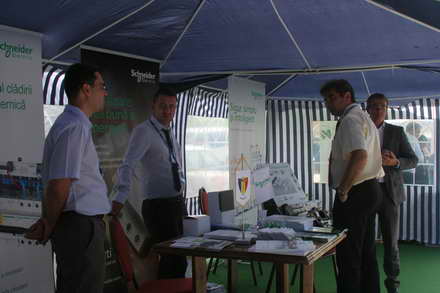 a treia editie marca euro vial lighting expozitia electrica demonstrativa cele mai noi solutii de iluminat a treia editie marca euro vial lighting expozitia electrica demonstrativa cele mai noi solutii de iluminat