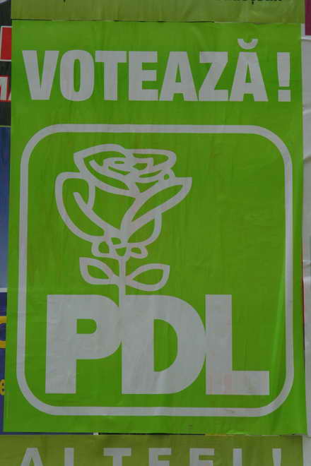 saraci la capitolul semnelor electorale candidatii constanteni se bat doar in sloganuri galerie foto saraci la capitolul semnelor electorale candidatii constanteni se bat doar in sloganuri galerie foto