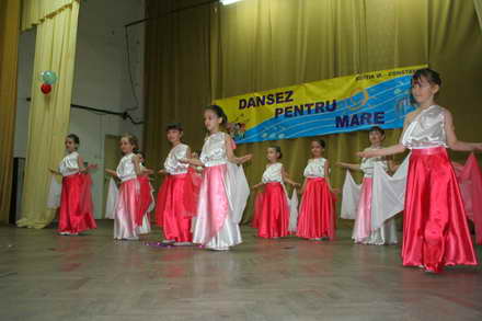 gradinita de aplicatie a colegiului national pedagogic marea castigatoare a festivalului dansez pentru gradinita de aplicatie a colegiului national pedagogic marea castigatoare a festivalului dansez pentru