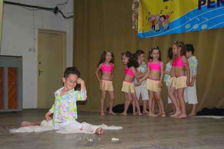 gradinita de aplicatie a colegiului national pedagogic marea castigatoare a festivalului dansez pentru gradinita de aplicatie a colegiului national pedagogic marea castigatoare a festivalului dansez pentru