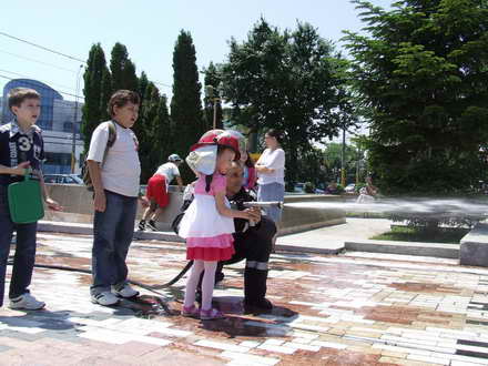 ziua internationala a copilului alaturi de salvatori 14748 370249 ziua internationala a copilului alaturi de salvatori 14748 370249