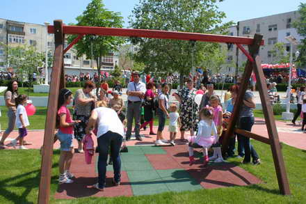 navodari surpriza placuta a litoralului primarul nicolae matei a inaugurat parcul tara piticilor galerie navodari surpriza placuta a litoralului primarul nicolae matei a inaugurat parcul tara piticilor galerie