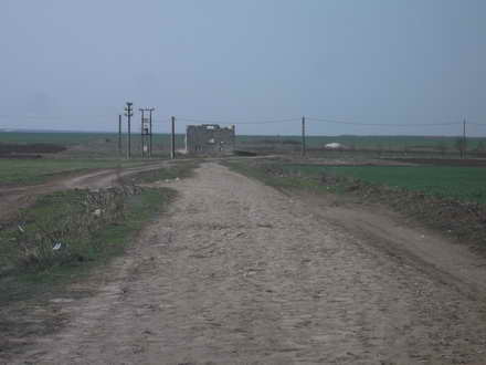 poveste de cosmar la ciocarlia primarul cu termopane la grajduri locuitorii cu saracia galerie foto 99525