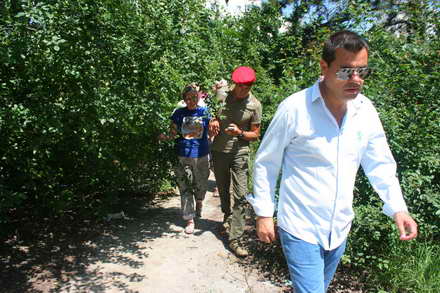 cu doar cinci zile inainte de alegerile locale au fost inaugurate magazinele pensionarilor galerie foto