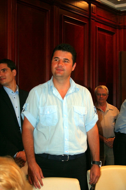 nu mai astept note de la bucuresti mazare ii trage de urechi pe primarii psd care au pierdut alegerile nu mai astept note de la bucuresti mazare ii trage de urechi pe primarii psd care au pierdut alegerile