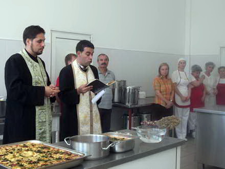 de sfintii apostoli petru si pavel pacientii au avut un meniu delicios oferit de arimex comexim 2000 de sfintii apostoli petru si pavel pacientii au avut un meniu delicios oferit de arimex comexim 2000
