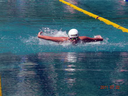 portdrapelul care aduce medalii mara constantin copilul surpriza al inotului de performanta galerie foto portdrapelul care aduce medalii mara constantin copilul surpriza al inotului de performanta galerie foto