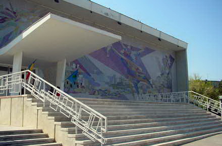 Mangalia_casa_de_cultura.jpg