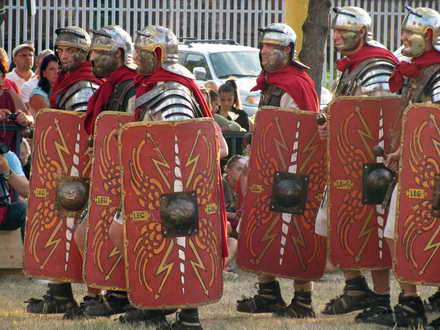 lectia de istorie predata in vechiul tomis orasul constanta a fost trei zile teatrul luptelor dintre lectia de istorie predata in vechiul tomis orasul constanta a fost trei zile teatrul luptelor dintre