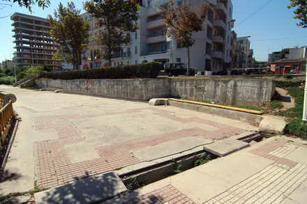 va accidentati pe raspunderea dumneavoastrapericolele care pandesc pe aleea de promenada de la modern va accidentati pe raspunderea dumneavoastrapericolele care pandesc pe aleea de promenada de la modern